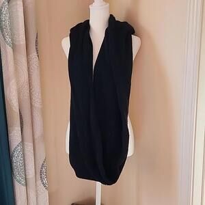 Lutz & Patmos Cashmere wool black infinity Scarf classic winter luxury old money